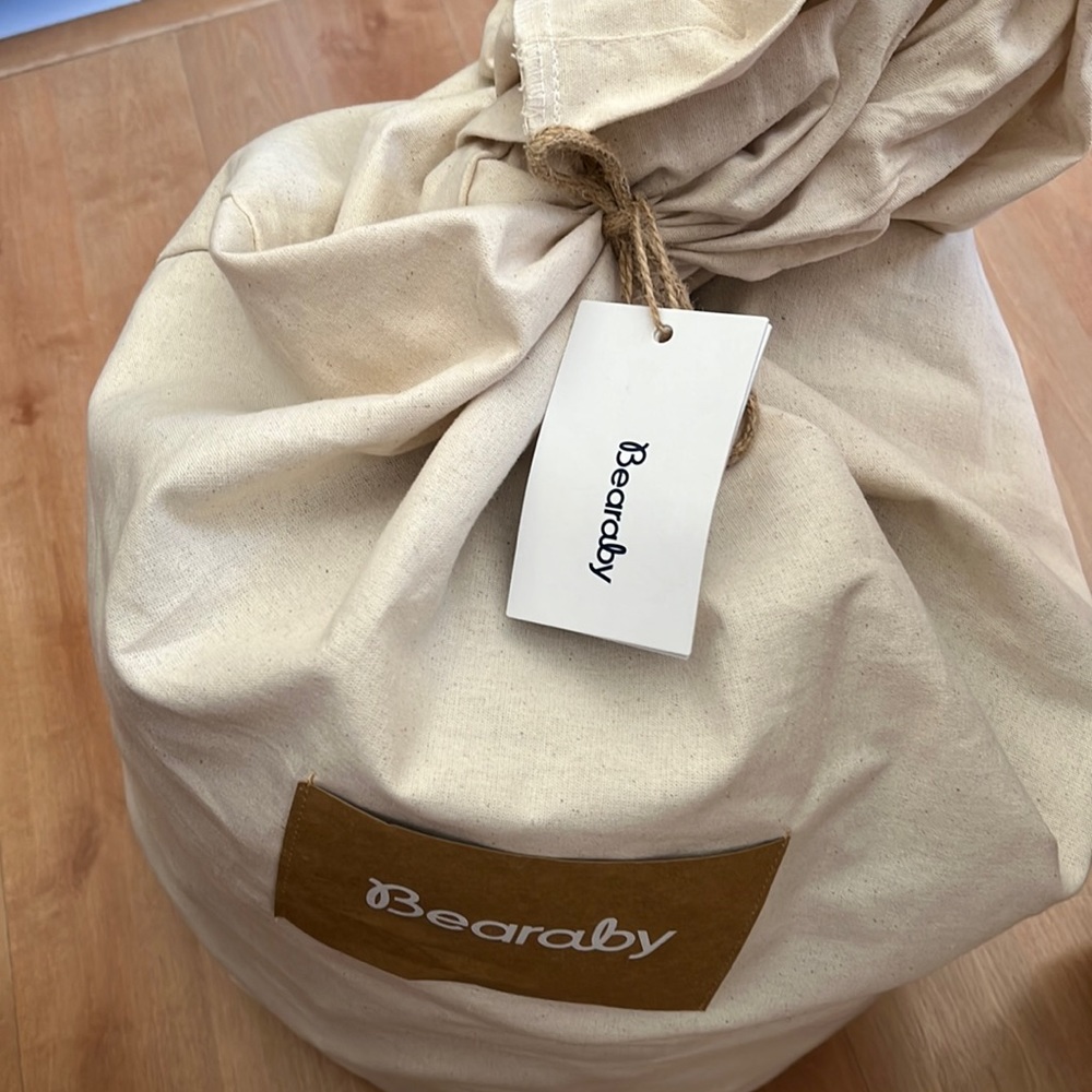 Brand new Bearaby cotton mapper (15lbs) in Asteroid Grey.